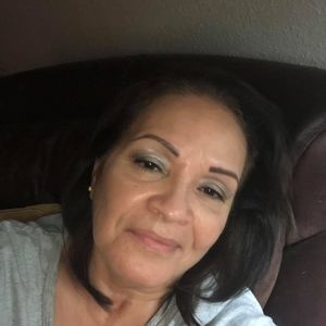 Meet your Posher, Yolanda